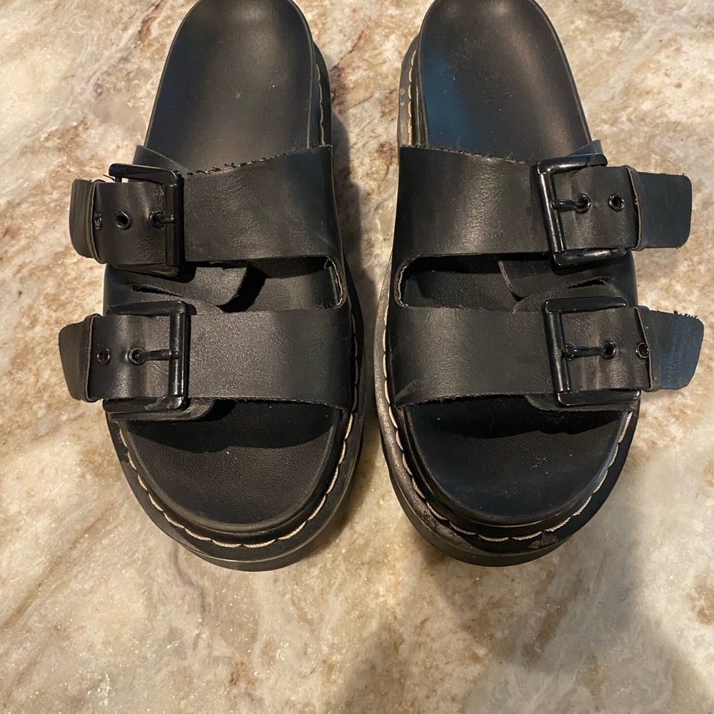 Steve Madden Black Sandals